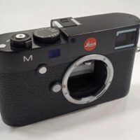 Leica M Typ 240 black paint finish 10770 Boxed