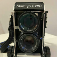 Mamiya C220F & Mamiya-Sekor 80mm F2.8