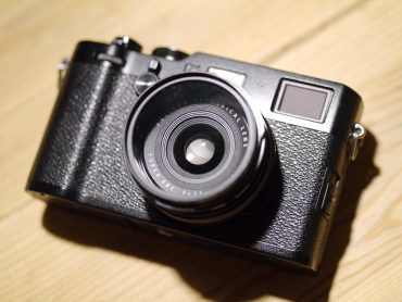 ⚙ Fujifilm X100F + Fuji Lens Hood