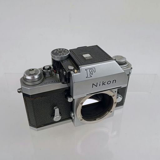 Nikon F With Meter Prism - Image 5