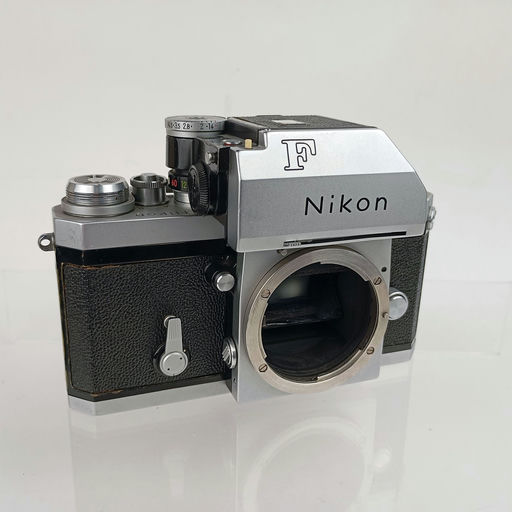 Nikon F With Meter Prism - Image 2